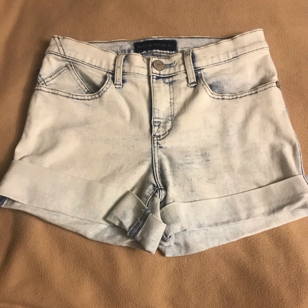 Rock & Republic Acid Wash Jean Shorts Sz. 6